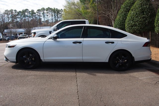 Used 2025 Honda Accord Sport image 7