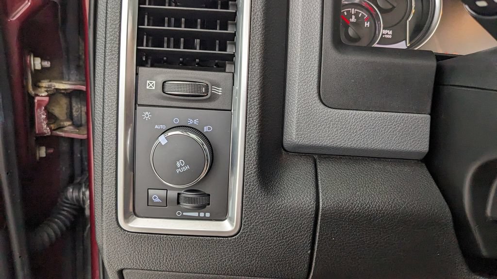 Used 2019 RAM 1500 Warlock AWD/4WD image 22
