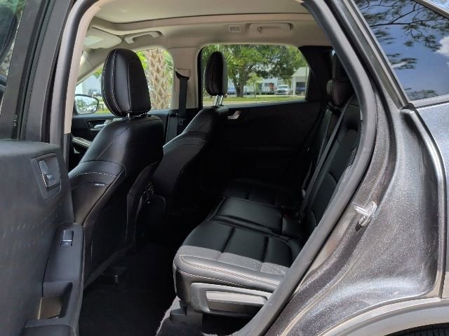 Certified 2020 Ford Escape SEL FWD image 16