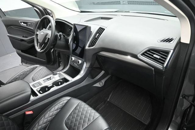 Certified 2024 Ford Edge Titanium AWD/4WD image 28