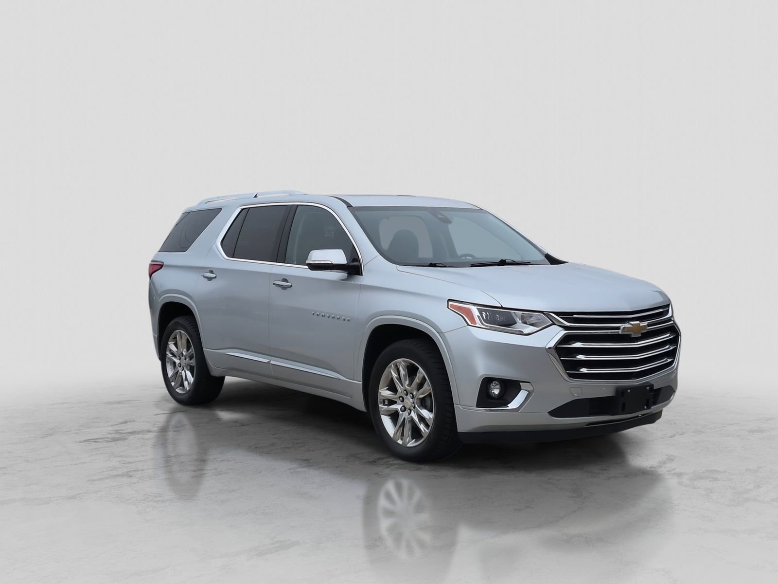 Used 2018 Chevrolet Traverse High Country w/ LPO, Floor Liner Package AWD/4WD image 9