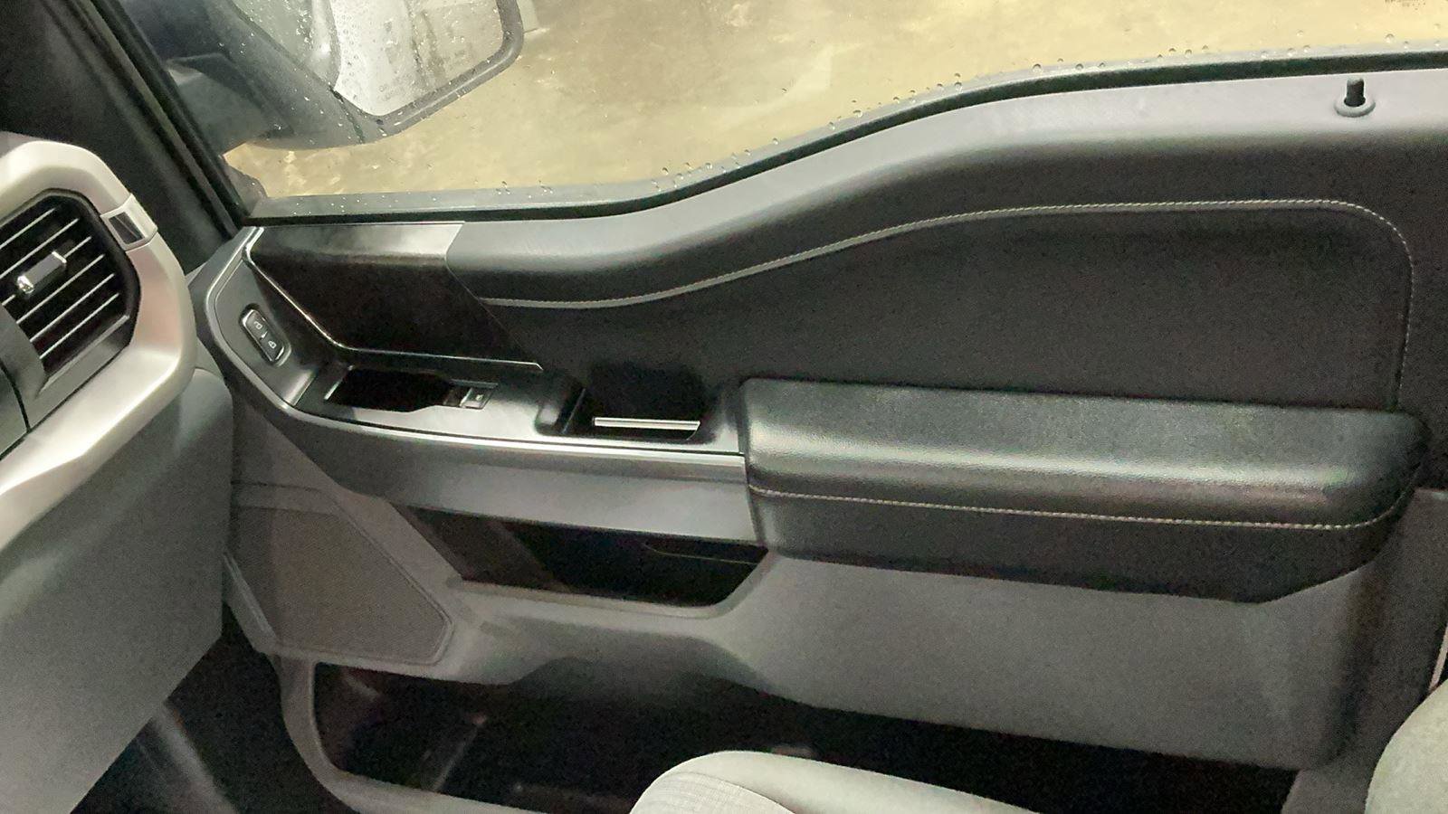 Certified 2022 Ford F150 XLT w/ Equipment Group 302A High image 21