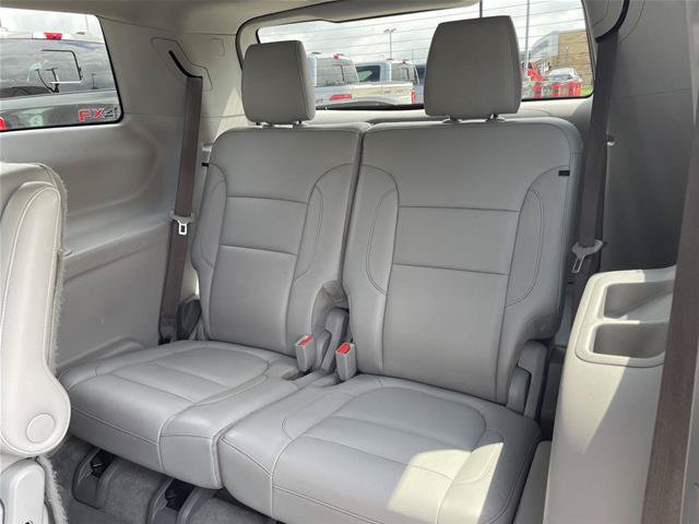 Used 2018 GMC Acadia SLT FWD image 21