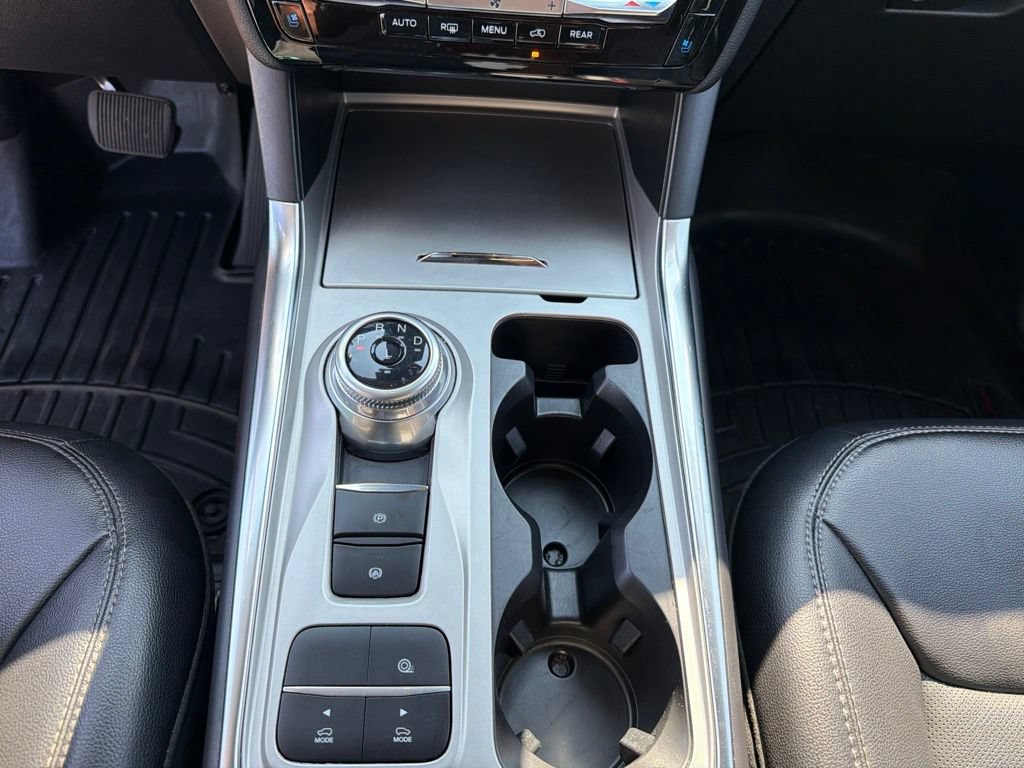 Certified 2023 Ford Explorer Limited w/ Limited Technology Package RWD image 29