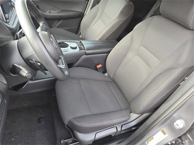 Used 2024 Nissan Rogue S image 31