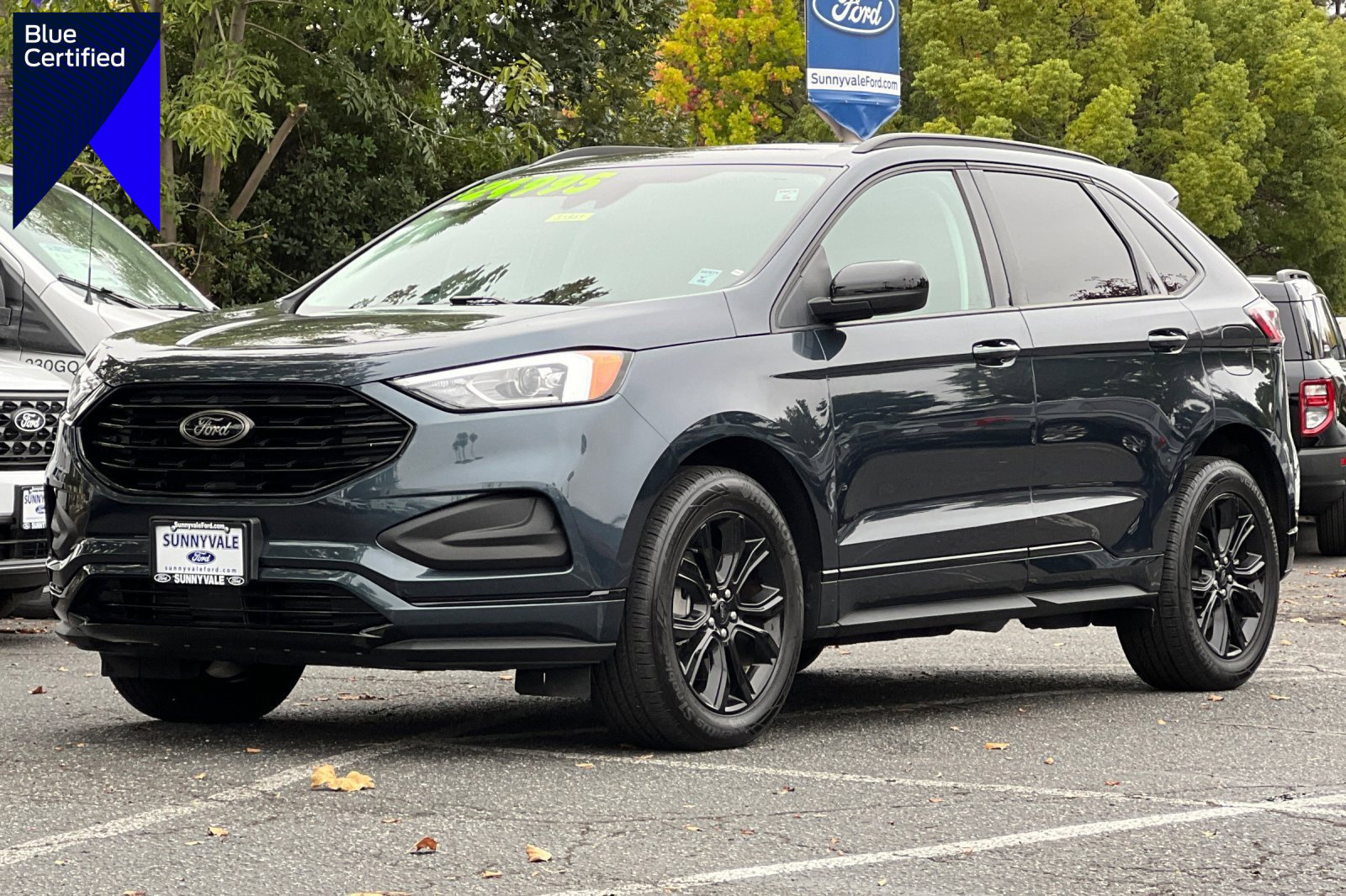 Certified 2022 Ford Edge SE w/ Black Appearance Package