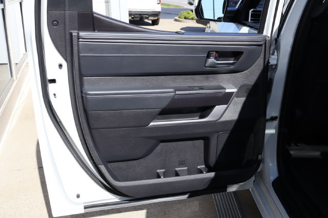 Used 2023 Toyota Tundra Platinum w/ Advanced Package AWD/4WD image 30