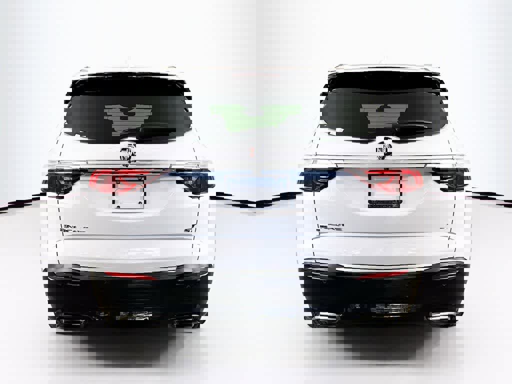 Used 2023 Buick Enclave Essence w/ Experience Buick Package image 5