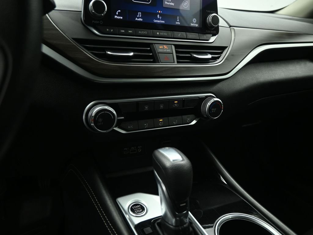 Used 2023 Nissan Altima 2.5 SV image 41