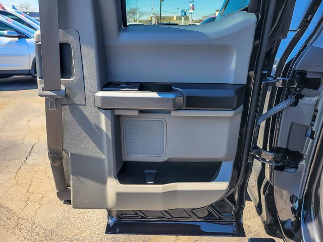 Certified 2018 Ford F150 XLT w/ Equipment Group 301A Mid AWD/4WD image 27