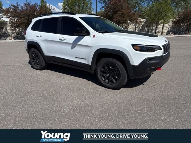 Used 2022 Jeep Cherokee Trailhawk w/ Premium Leather Package AWD/4WD image 14