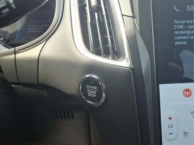 Certified 2024 Ford Edge Titanium AWD/4WD image 21