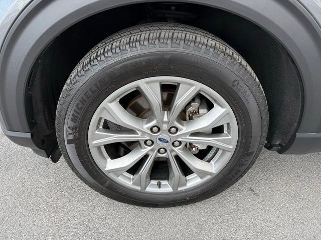 Certified 2023 Ford Explorer XLT w/ Equipment Group 202A AWD/4WD image 11