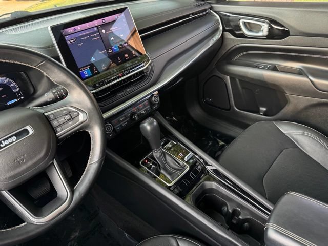 Used 2022 Jeep Compass High Altitude AWD/4WD image 15