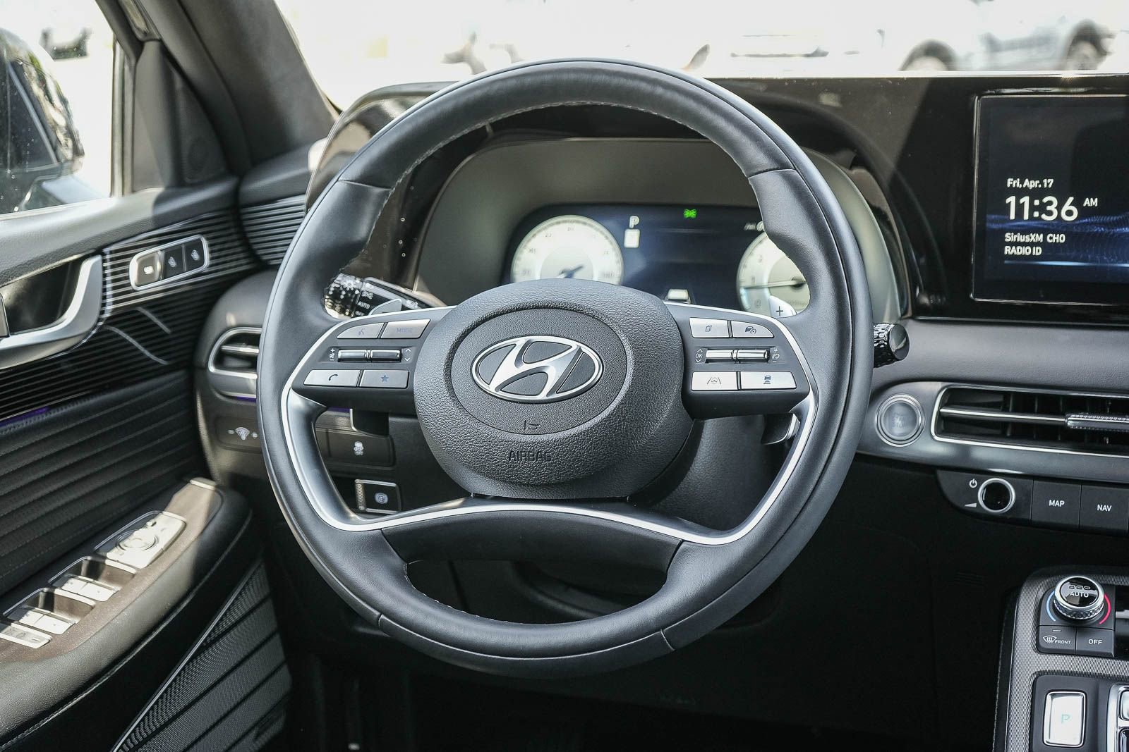 Used 2024 Hyundai Palisade Calligraphy AWD/4WD image 15