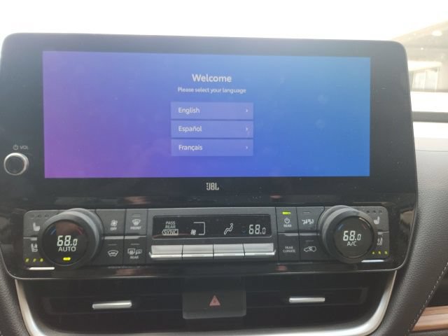 Used 2025 Toyota Grand Highlander FWD image 29