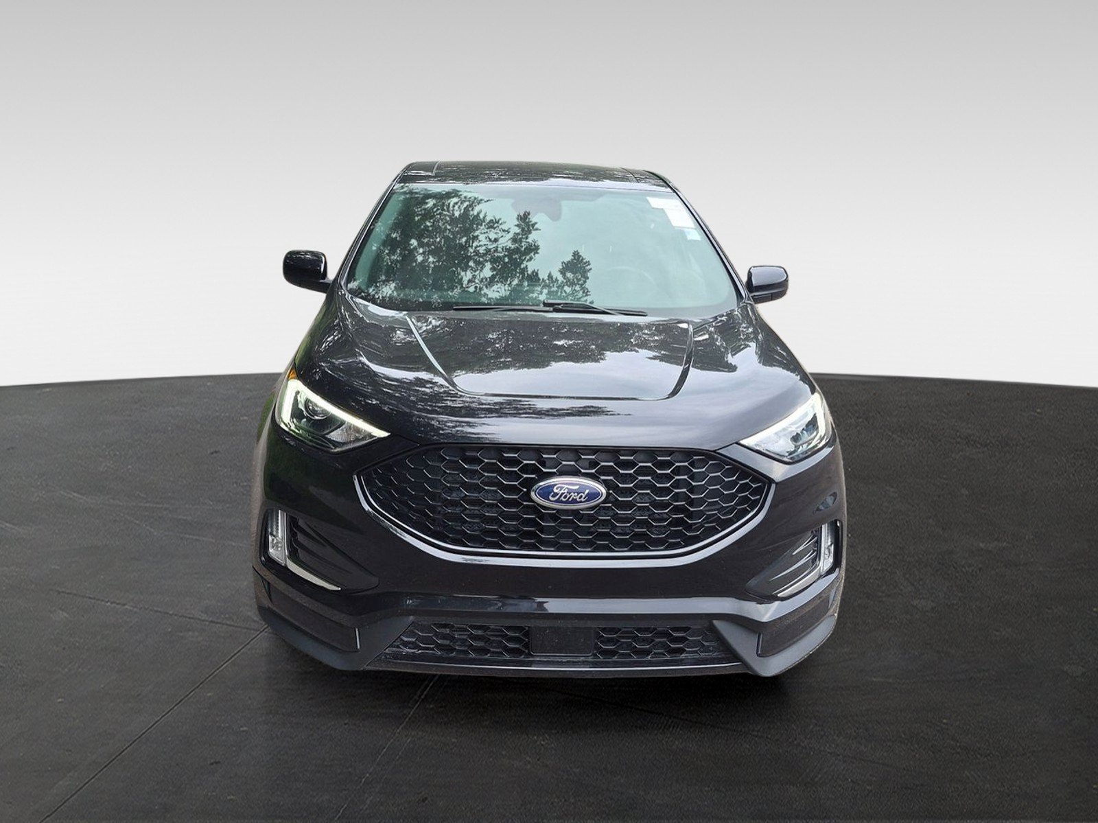 Certified 2024 Ford Edge ST-Line AWD/4WD image 2