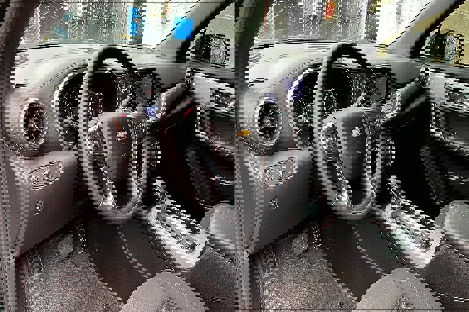 Used 2020 Chevrolet Blazer LT image 18