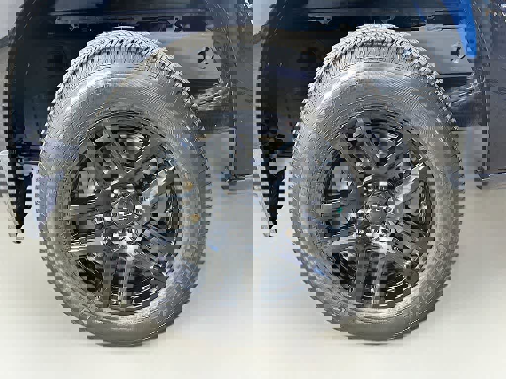 Used 2022 Chevrolet Silverado 1500 Custom image 11