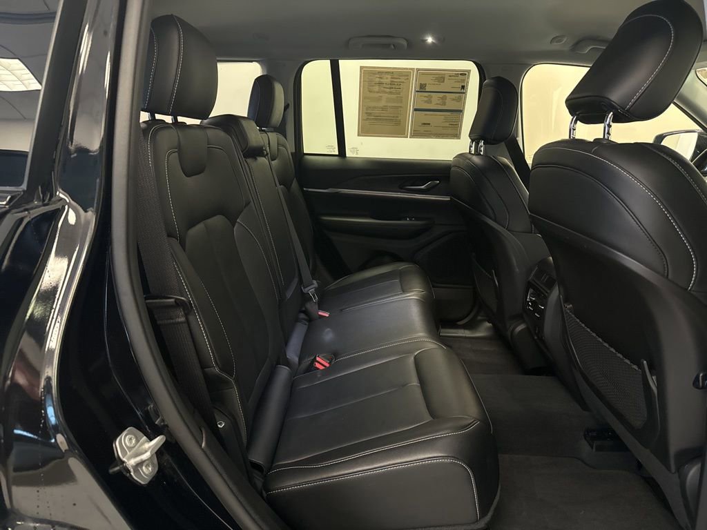 Used 2023 Jeep Grand Cherokee Limited w/ Trailer Tow Prep Group (B) image 31