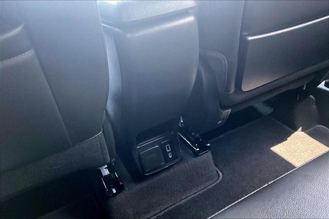 Used 2023 Chevrolet TrailBlazer ACTIV w/ Technology Package FWD image 33