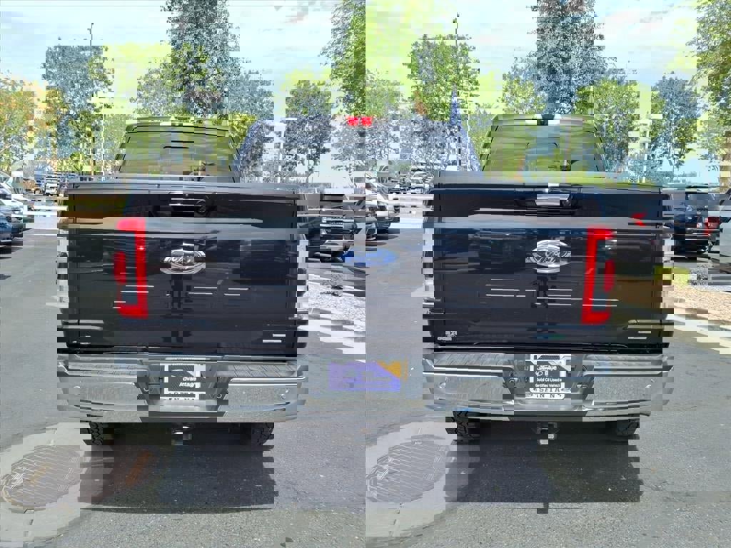 Certified 2022 Ford F150 Lariat w/ Equipment Group 502A High image 4