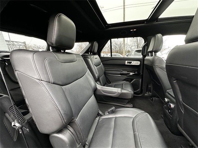 Certified 2023 Ford Explorer ST w/ Equipment Group 401A image 38