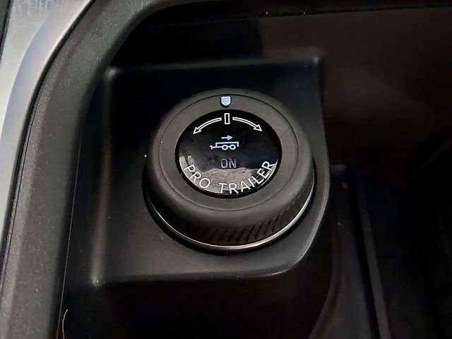 Certified 2025 Ford Expedition Active image 29