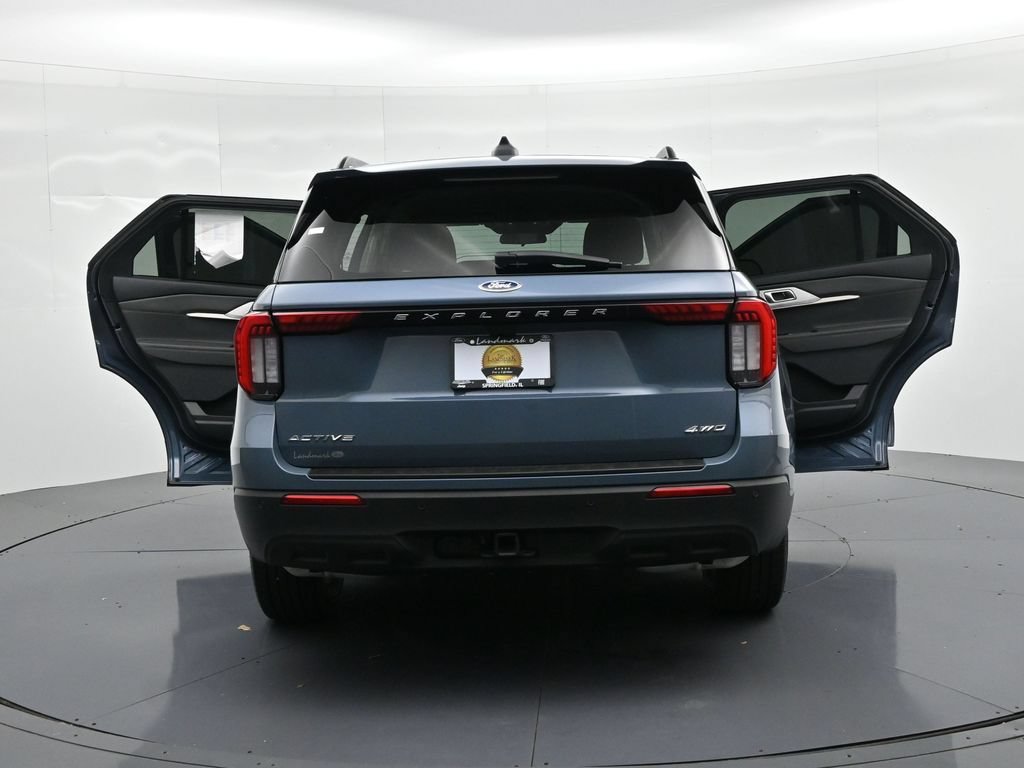 Certified 2025 Ford Explorer Active AWD/4WD image 27