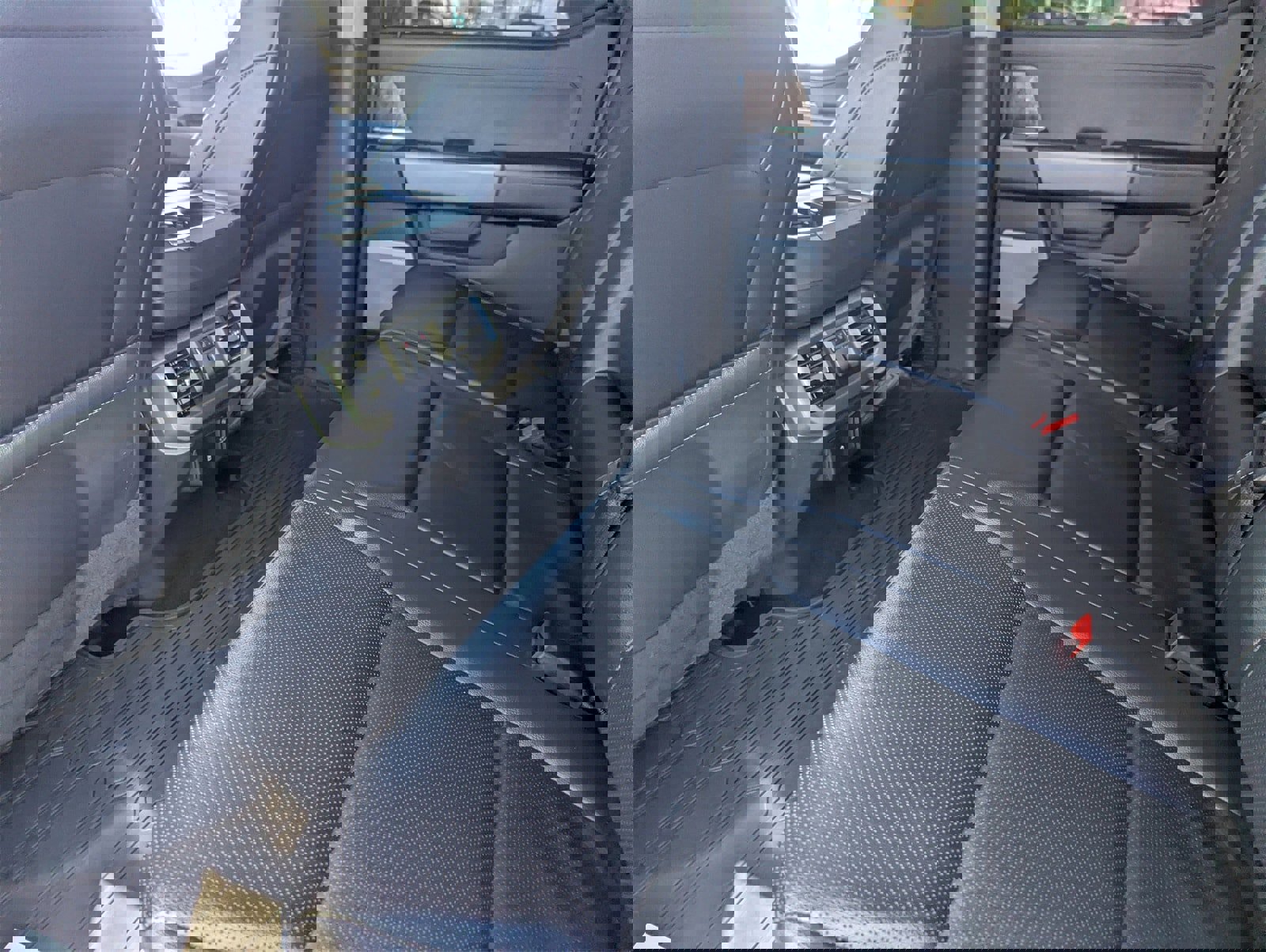 Certified 2023 Ford F150 Lariat w/ Equipment Group 502A High image 15