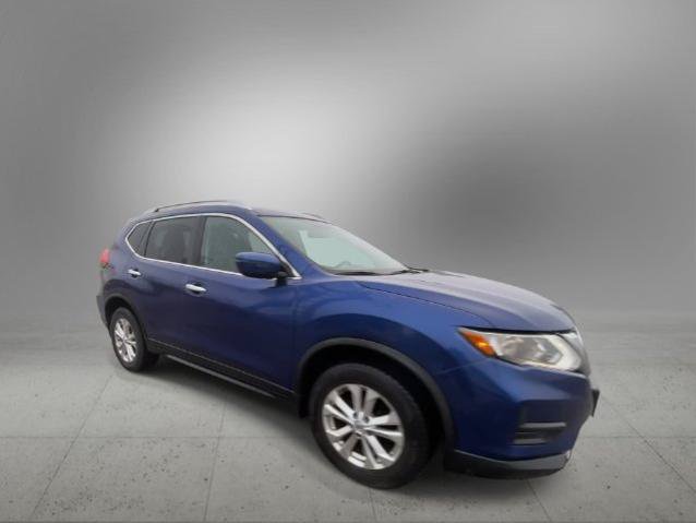 Used 2017 Nissan Rogue SV AWD/4WD image 2