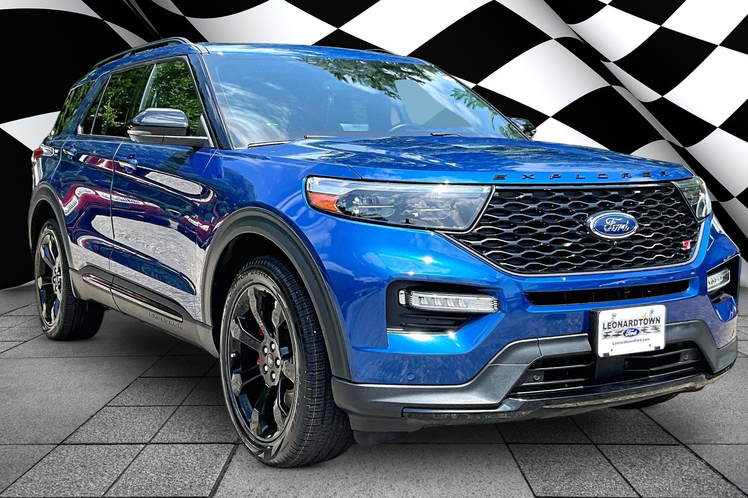 Certified 2022 Ford Explorer ST w/ Equipment Group 401A AWD/4WD image 11