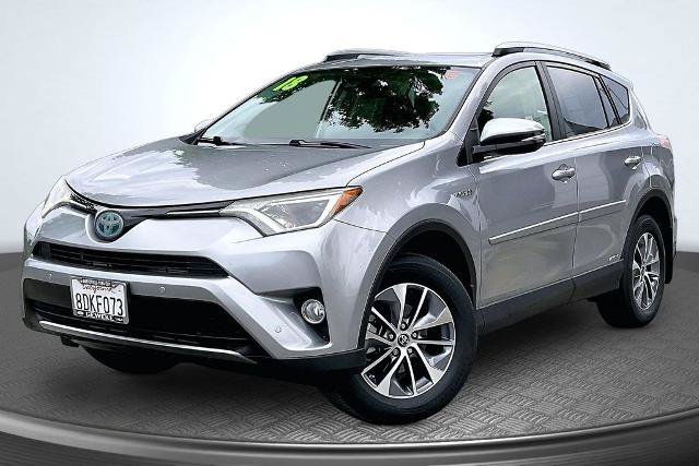 Used 2018 Toyota RAV4 XLE w/ Convenience Package