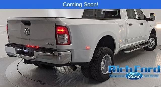 Used 2024 RAM 3500 Tradesman w/ Chrome Appearance Group image 4