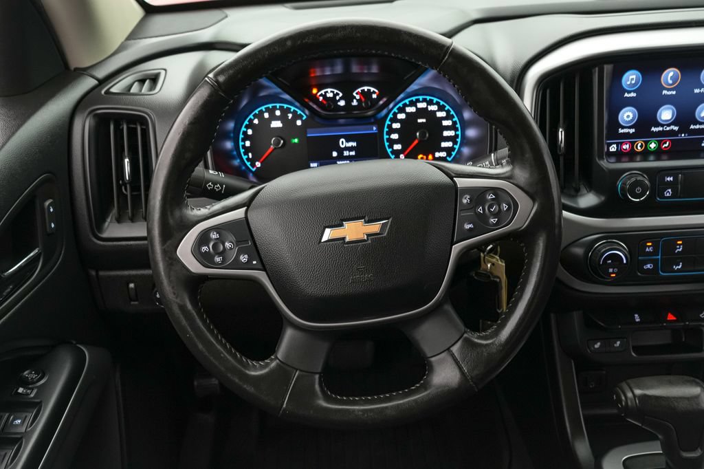 Used 2020 Chevrolet Colorado LT w/ Luxury Package RWD image 15