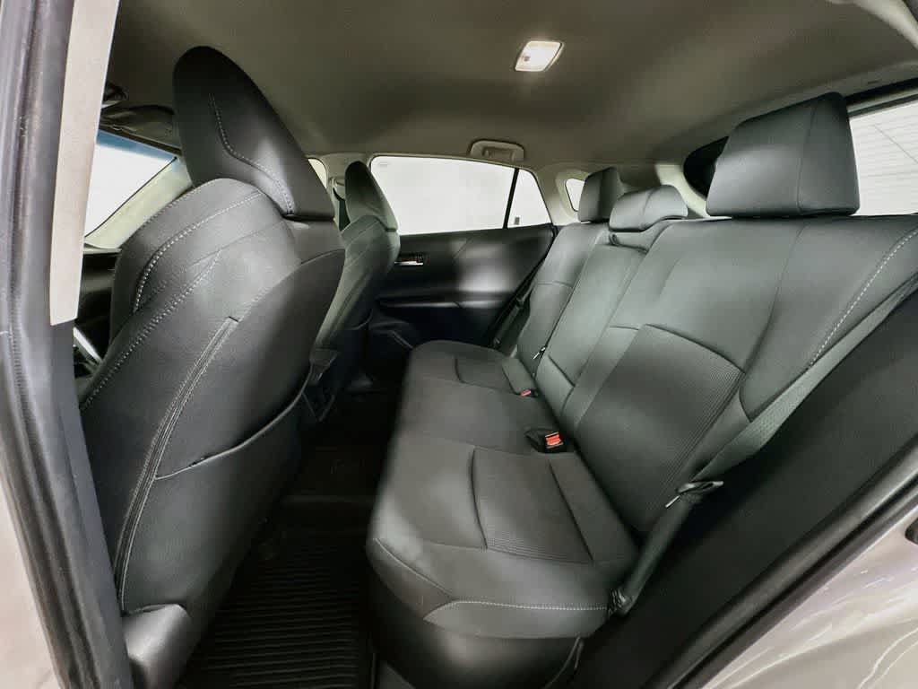 Used 2021 Toyota Venza LE AWD/4WD image 14