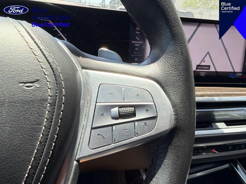 Used 2023 BMW X7 xDrive40i AWD/4WD image 21
