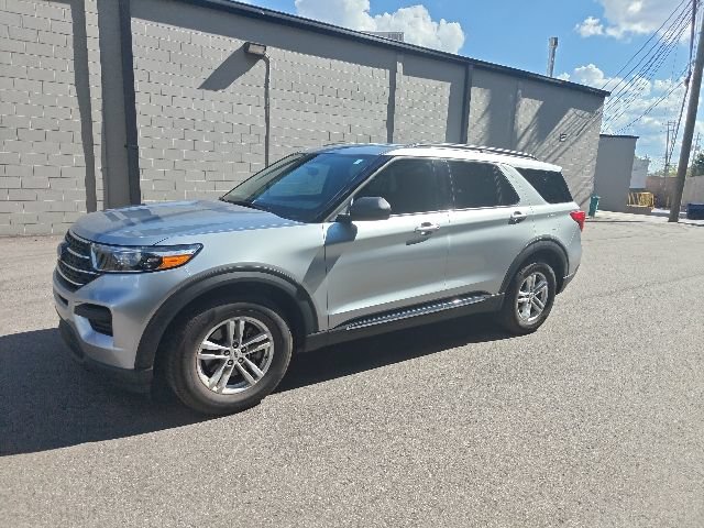 Certified 2023 Ford Explorer XLT RWD image 6
