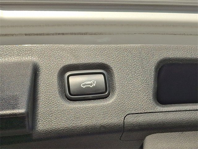 Used 2019 Hyundai Santa Fe Limited image 31