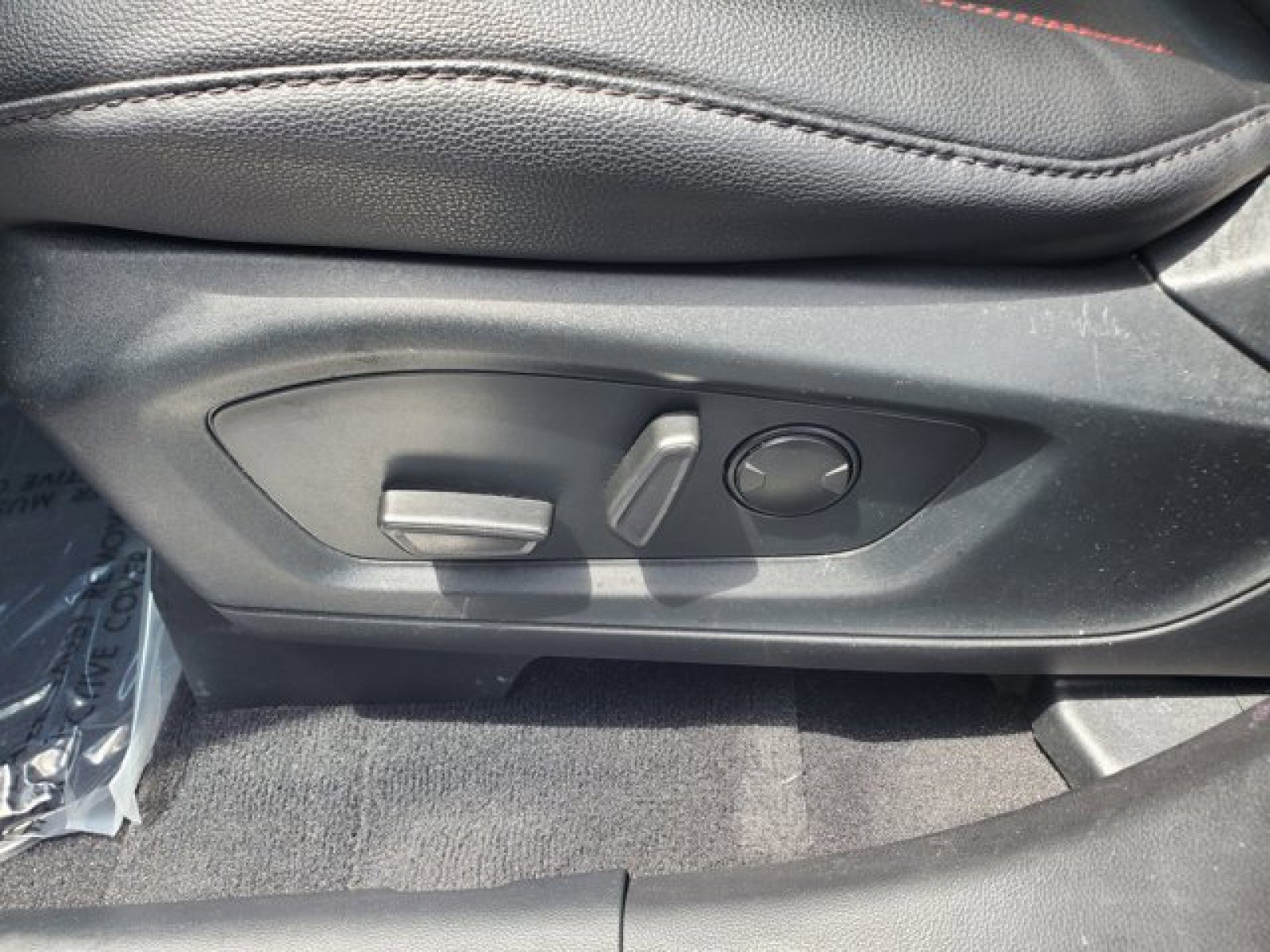 Certified 2023 Ford Explorer ST-Line w/ Class IV Trailer Tow Package RWD image 12