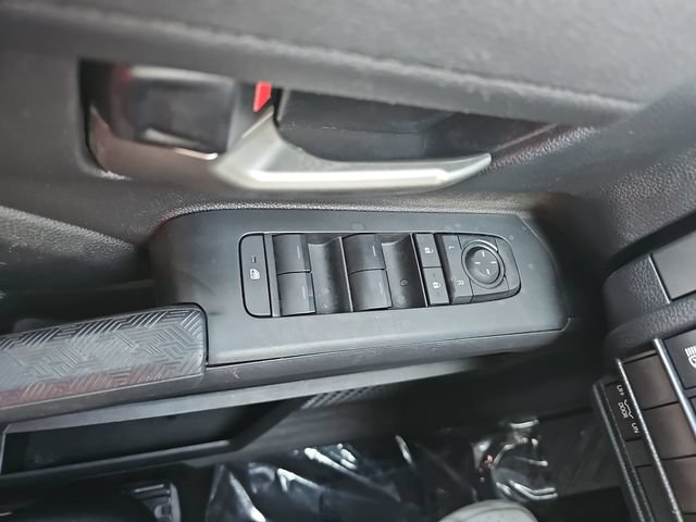 Used 2024 Toyota Tacoma TRD Sport AWD/4WD image 26