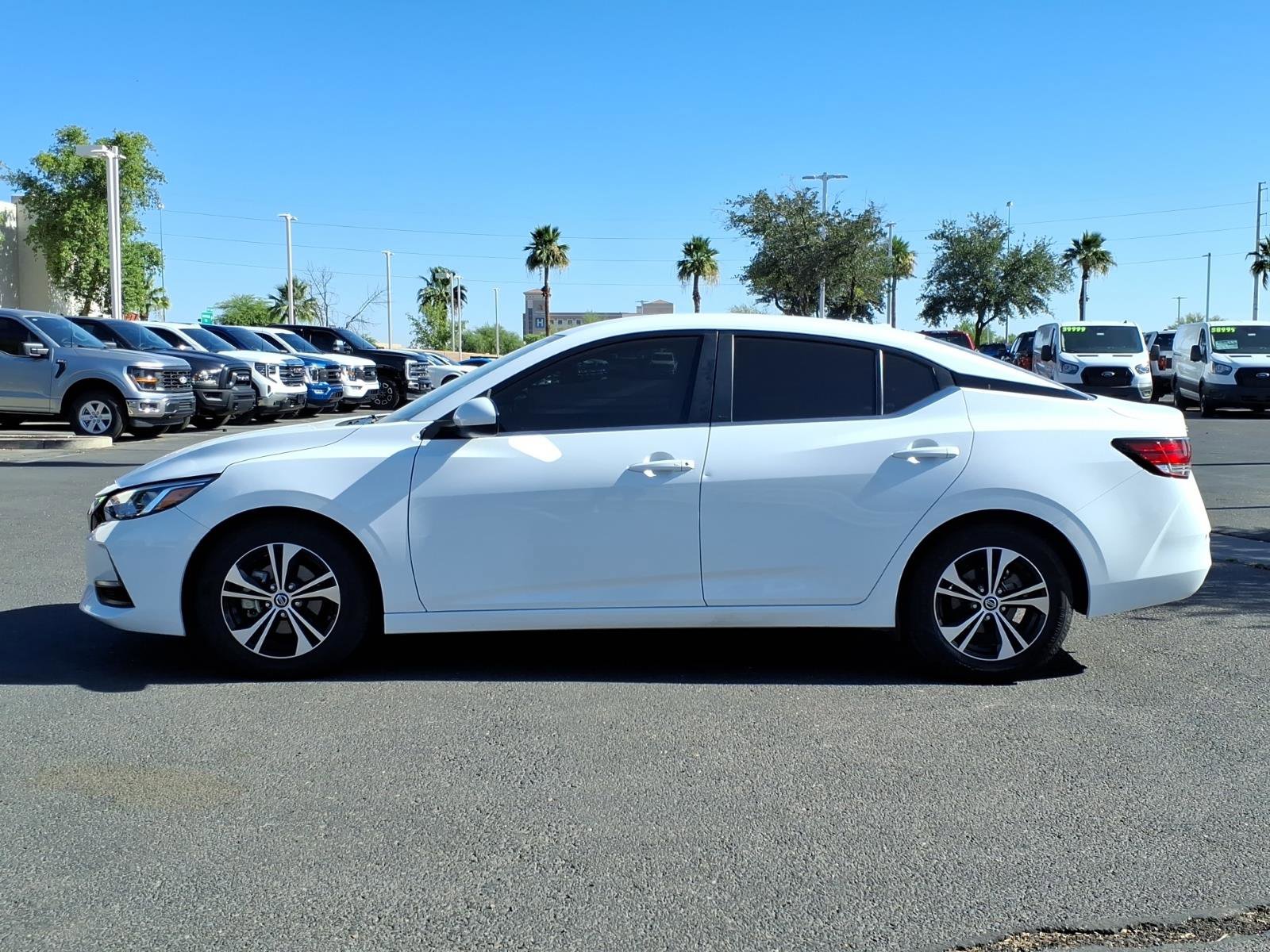 Used 2023 Nissan Sentra SV FWD image 2