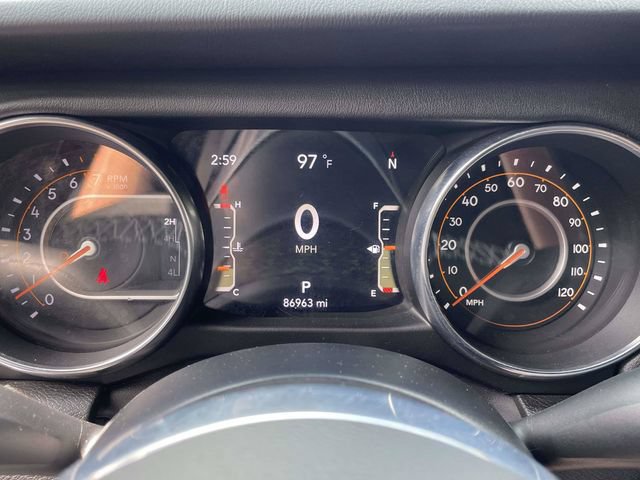 Used 2022 Jeep Gladiator Overland w/ Cold Weather Group AWD/4WD image 19