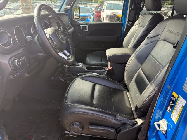 Used 2022 Jeep Wrangler Unlimited Sahara w/ Safety Group AWD/4WD image 12