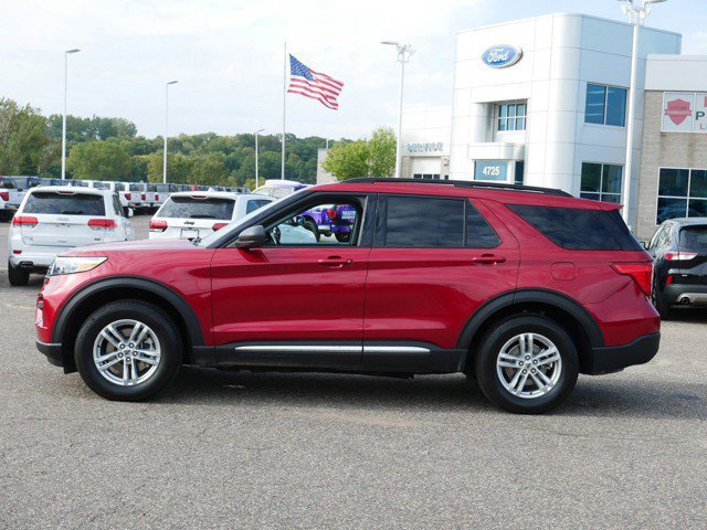 Certified 2022 Ford Explorer XLT w/ Class IV Trailer Tow Package image 7