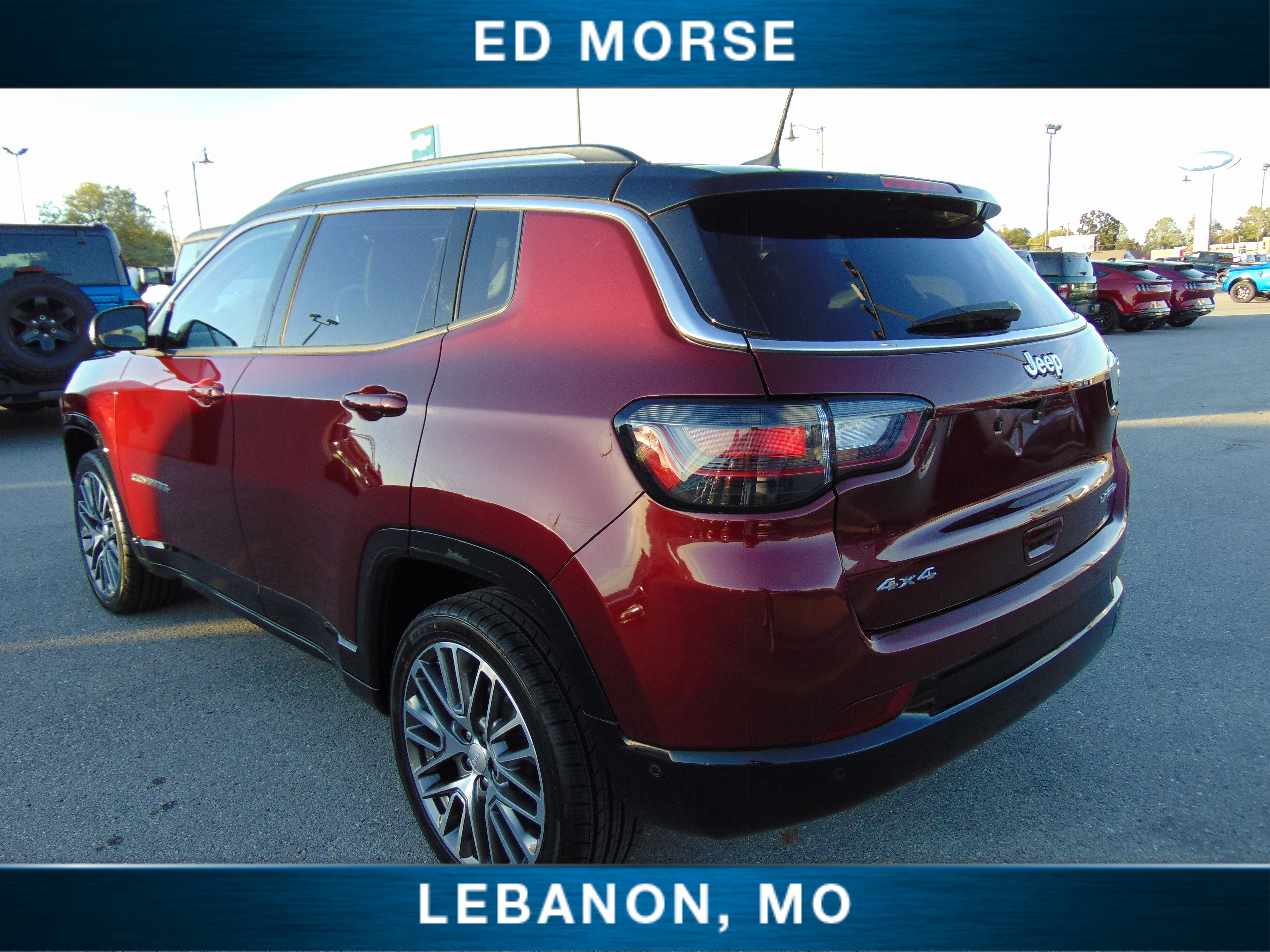 Used 2022 Jeep Compass Limited w/ Elite Group image 3