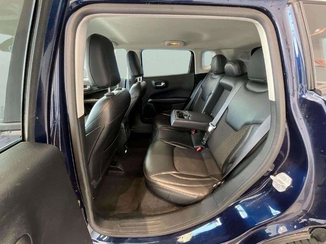 Used 2018 Jeep Compass Latitude w/ Popular Equipment Group FWD image 18