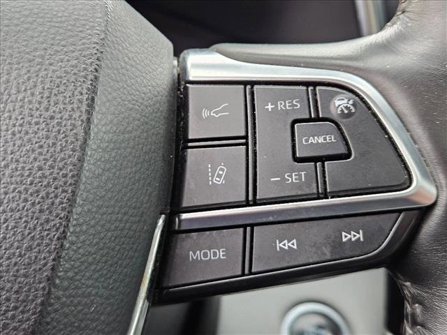 Used 2021 Toyota Highlander Limited image 13