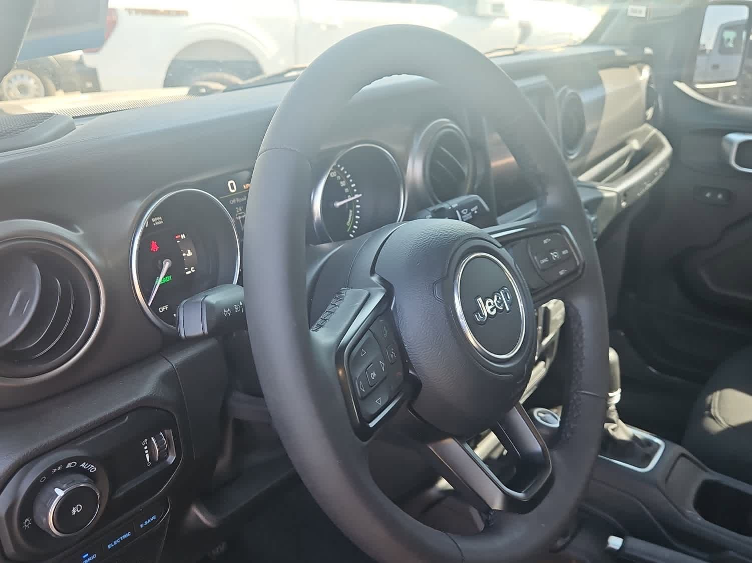 Used 2023 Jeep Wrangler Unlimited w/ 8.4" Radio Group AWD/4WD image 2