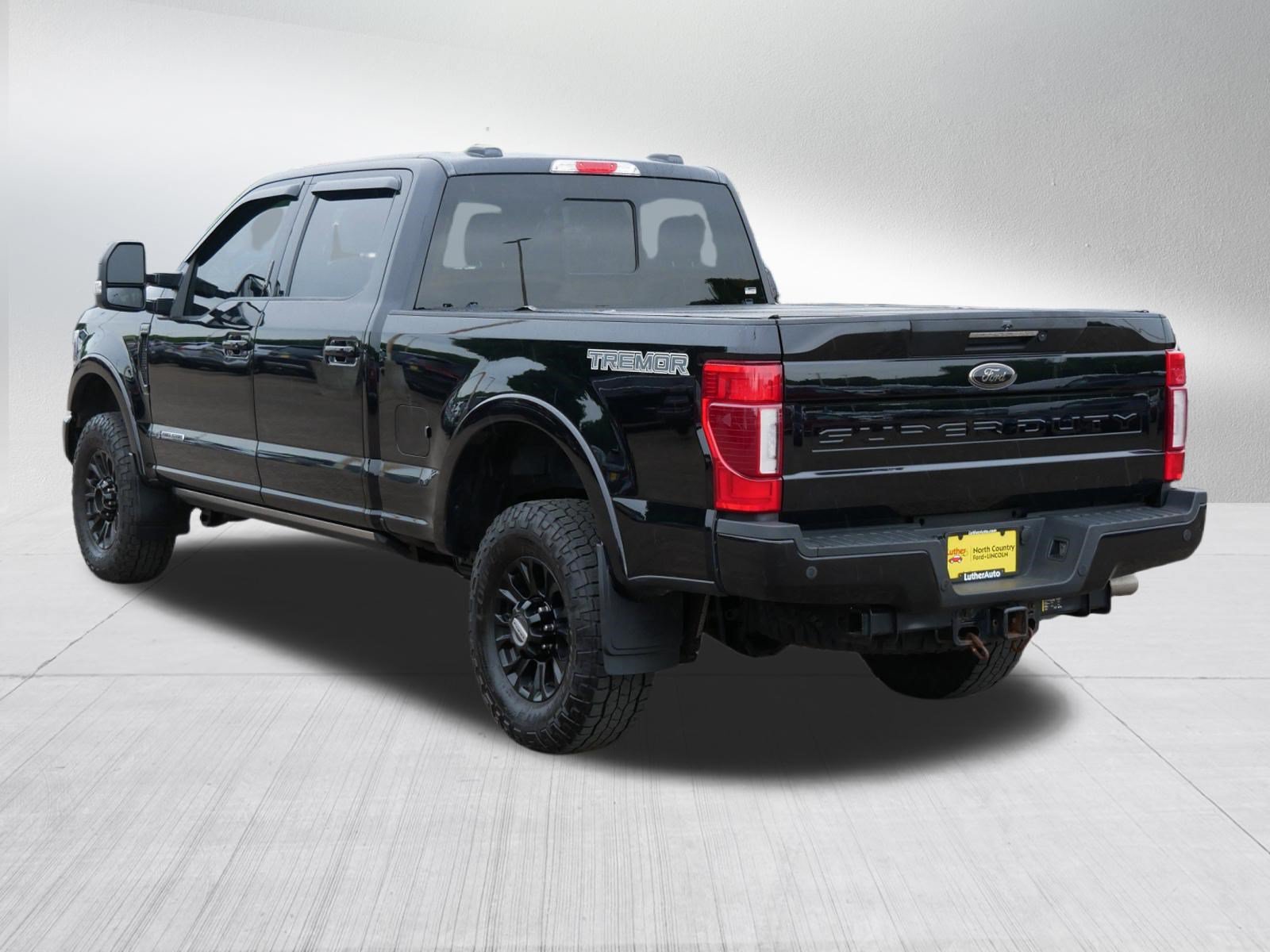 Certified 2022 Ford F250 Lariat w/ Tremor Off-Road Package AWD/4WD image 5